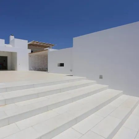 Villa Bianca In *